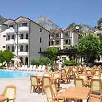 Akasia
