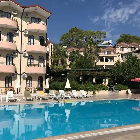 Akasia Hotel 3*