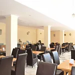 Akasia Szálloda 3*